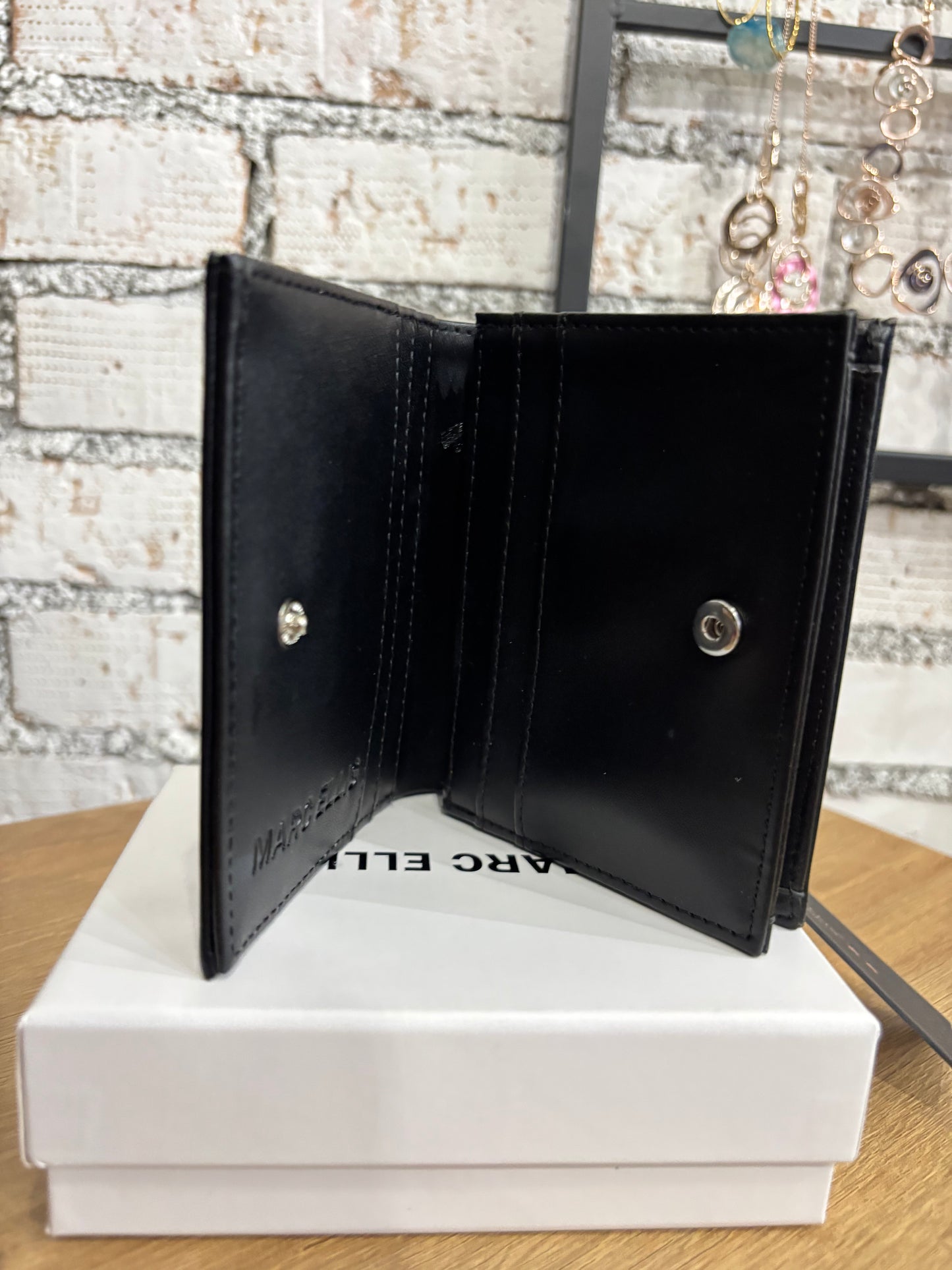 EDA BY WALLET