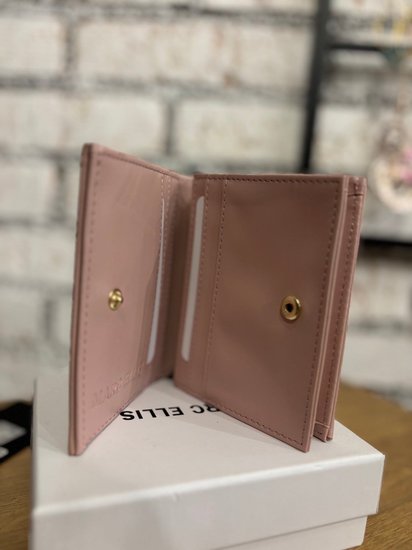 EDA BY WALLET
