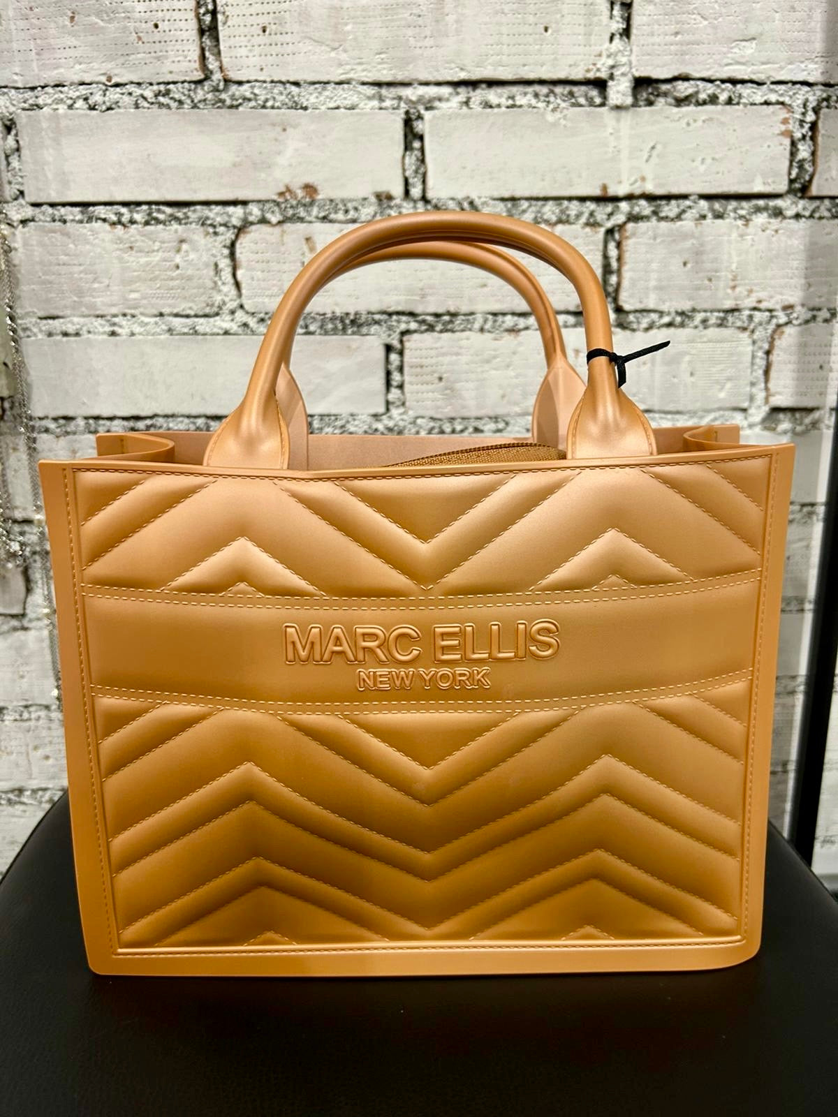 MARC ELLIS FLAT BUBY WAVE M