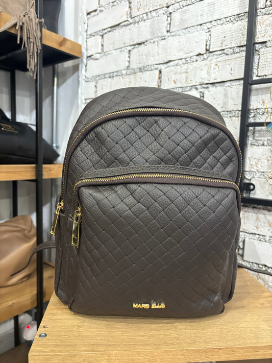 BACKPACK ALIS PLOT