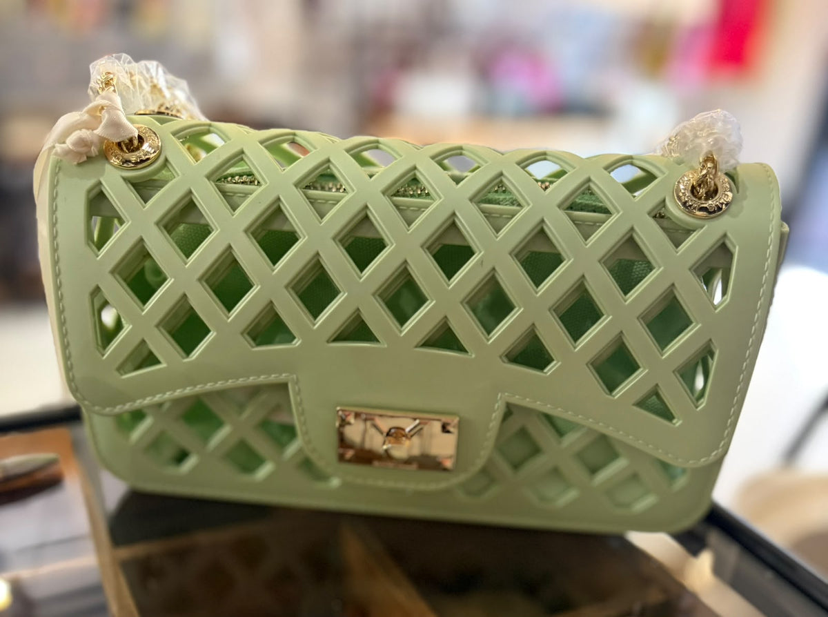 HANDBAG FLAT BASKET